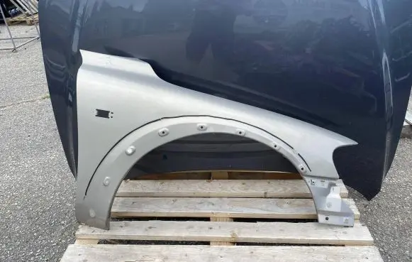 Volvo XC70 Fender