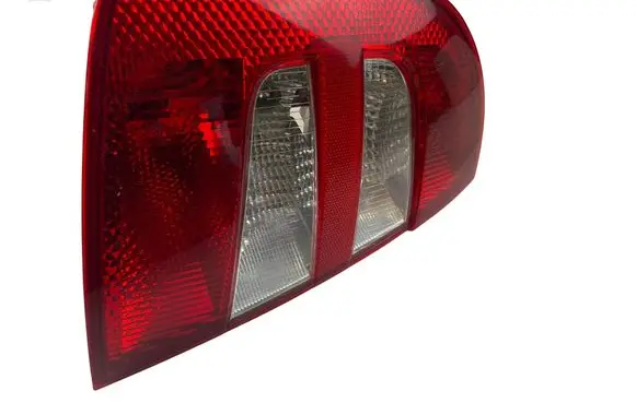 Skoda Fabia Mk1 (6Y) Rear/tail lights 6Y6945111B
