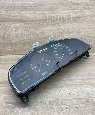 Nissan Sunny Speedometer (instrument cluster) 15A04E4 75R01
