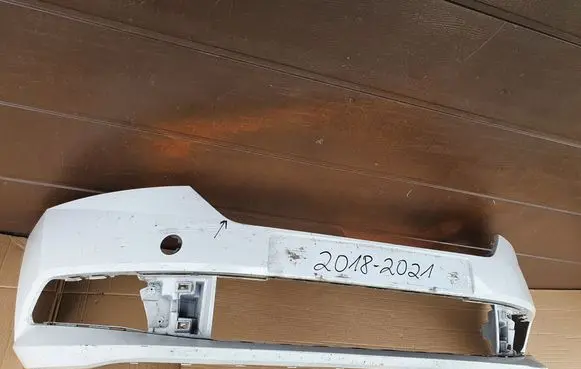 Skoda Fabia Mk3 (NJ) Front bumper 6V0807221F