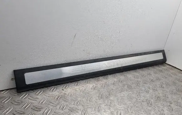 Opel Astra H Front sill trim cover 13238378