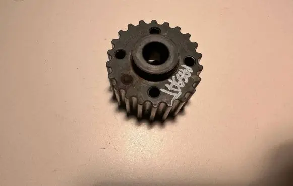 Seat Altea Crankshaft pulley 038105263H