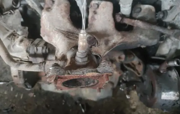 Dodge Grand Caravan Exhaust manifold