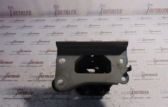 Toyota Corolla Verso E121 Front bumper shock/impact absorber 