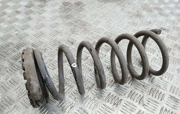 Volvo XC60 Rear coil spring 