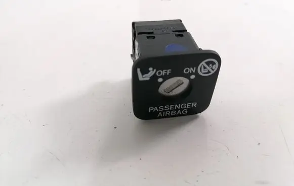 Toyota RAV 4 (XA30) Passenger airbag on/off switch 1672M69