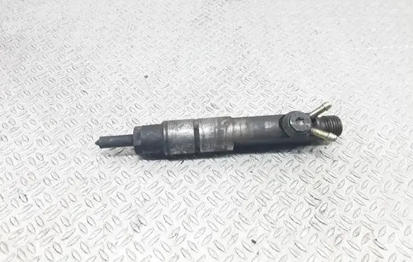 Volkswagen II LT Fuel injector 074130201C