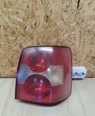 Volkswagen PASSAT B5.5 Rear/tail lights 3B9945096AA