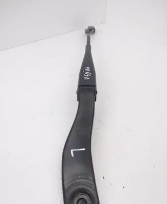 Volvo V50 Front wiper blade arm 30699997
