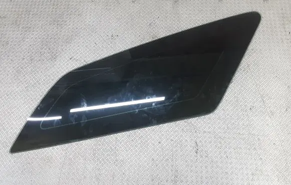 Chrysler 300 - 300C Rear side window