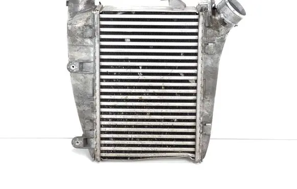 Audi RS6 C8 Intercooler radiator 4K0145805P