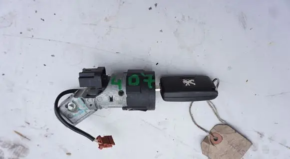 Peugeot 407 Ignition lock 9648445180