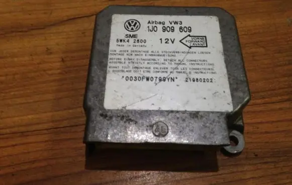 Volkswagen Golf IV Airbag control unit/module 1j0909609 5wk42800