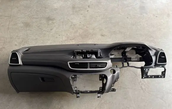 Hyundai Tucson TL Dashboard 84721D7BA0