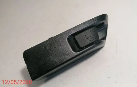 Toyota Prius (XW30) Fuel cap release pull handle 