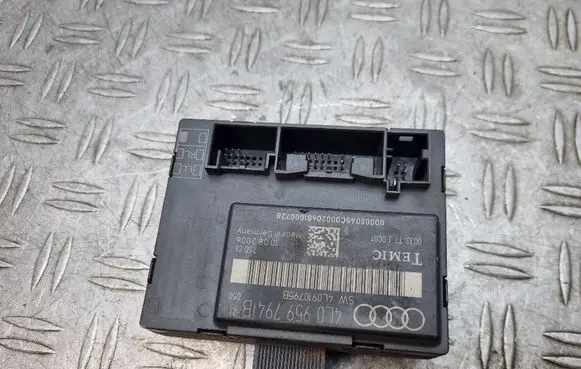 Audi Q7 4L Door control unit/module 4L0959794B