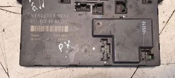 Mercedes-Benz E W211 Door control unit/module 2118208385 00006801