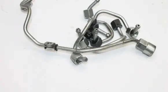 Volvo V60 Fuel line pipe