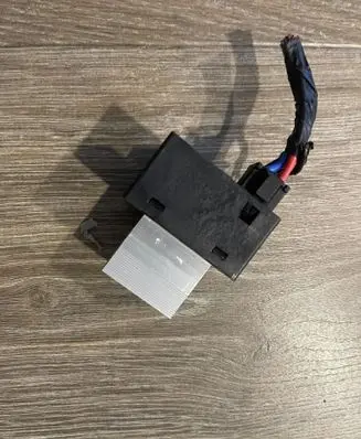 Hyundai Santa Fe Heater blower motor/fan resistor ER4H0