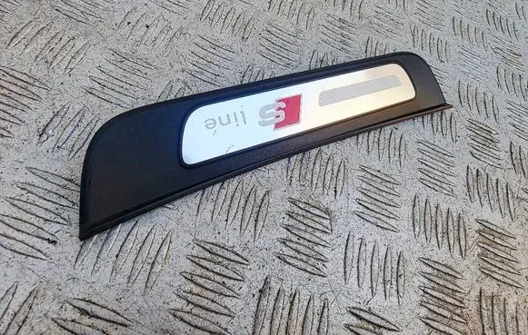 Audi A5 Sportback 8TA Rear sill trim cover 8T8853375B