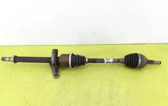 Renault Clio III Front driveshaft