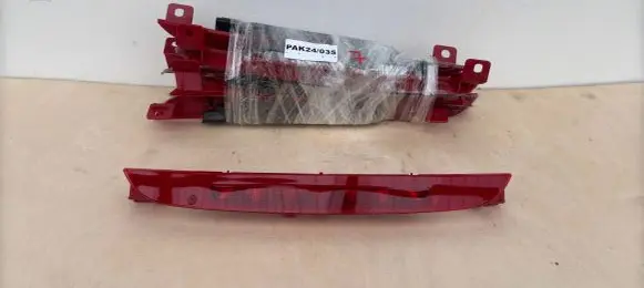 Peugeot 308 Third/center stoplight 9681481880