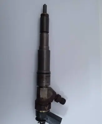 BMW 5 E60 E61 Fuel injector 0445110131
