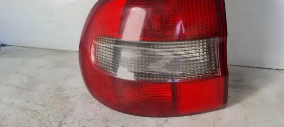 Volvo S40, V40 Rear/tail lights 30850296