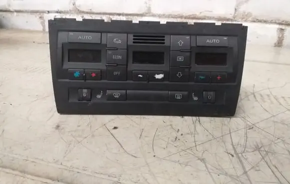 Audi A4 S4 B7 8E 8H Climate control unit 8E0820043BM