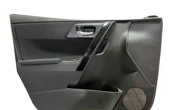 Toyota Auris E180 Front door card panel trim
