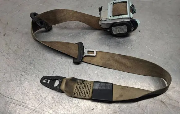 Audi A4 S4 B7 8E 8H Front seatbelt 560788401 8E0857705F