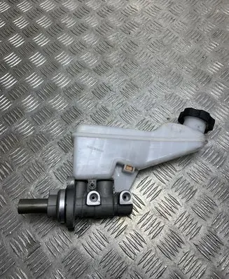 Hyundai Kona I Master brake cylinder
