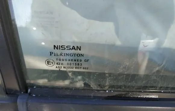 Nissan Micra Rear door window glass