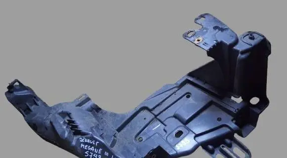 Renault Megane III Headlight/headlamp mounting bracket 622227190R