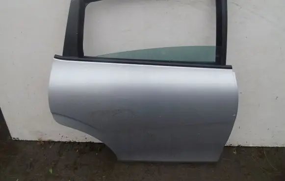 Seat Leon (1P) Rear door