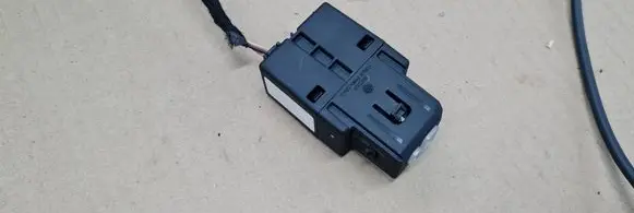 USB socket connector