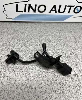 BMW 5 E60 E61 Crankshaft position sensor 0281002447