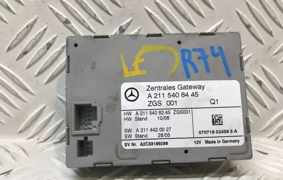 Mercedes-Benz CLS C219 Gateway control module A2115408245