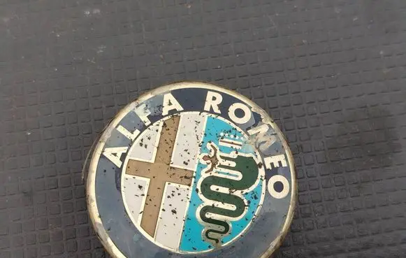 Original wheel cap