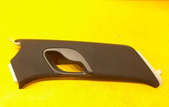 Mercedes-Benz E W213 (C) pillar trim A2136905125