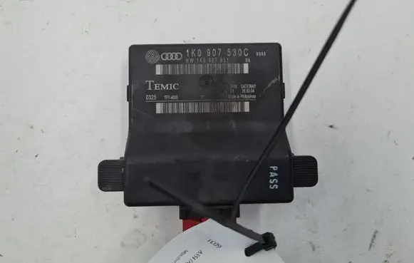 Volkswagen Golf V Gateway control module 1K0907530C 1K0907951