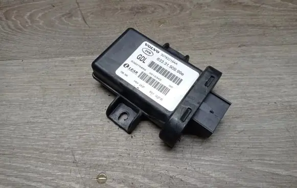 Volvo S80 Light module LCM 63331909E 30782219