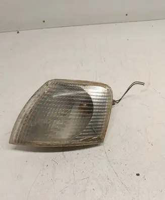 Volkswagen PASSAT B5 Front indicator light 3B0953049C