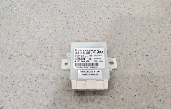 Mercedes-Benz E C207 W207 Parking PDC control unit/module A2129003704