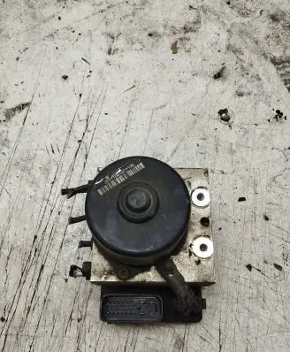 Volkswagen Polo ABS Pump