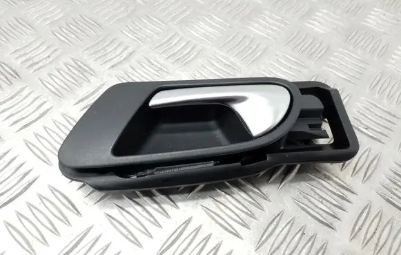 Volkswagen Tiguan Front door interior handle 5N0837197