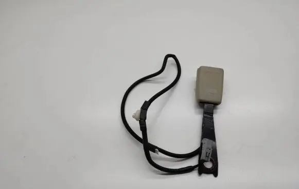Toyota Land Cruiser (J150) Front seatbelt buckle