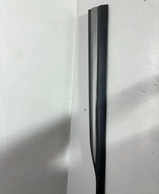 Hyundai Kona I Front door trim (molding) 87721j9500