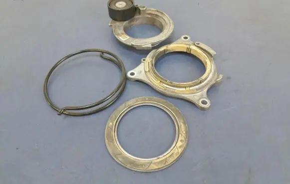 BMW 3 G20 G21 Timing belt/chain tensioner 90053749