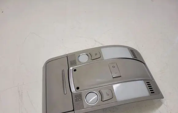 Audi Q7 4L Headlining lighting console trim 4L0947135F